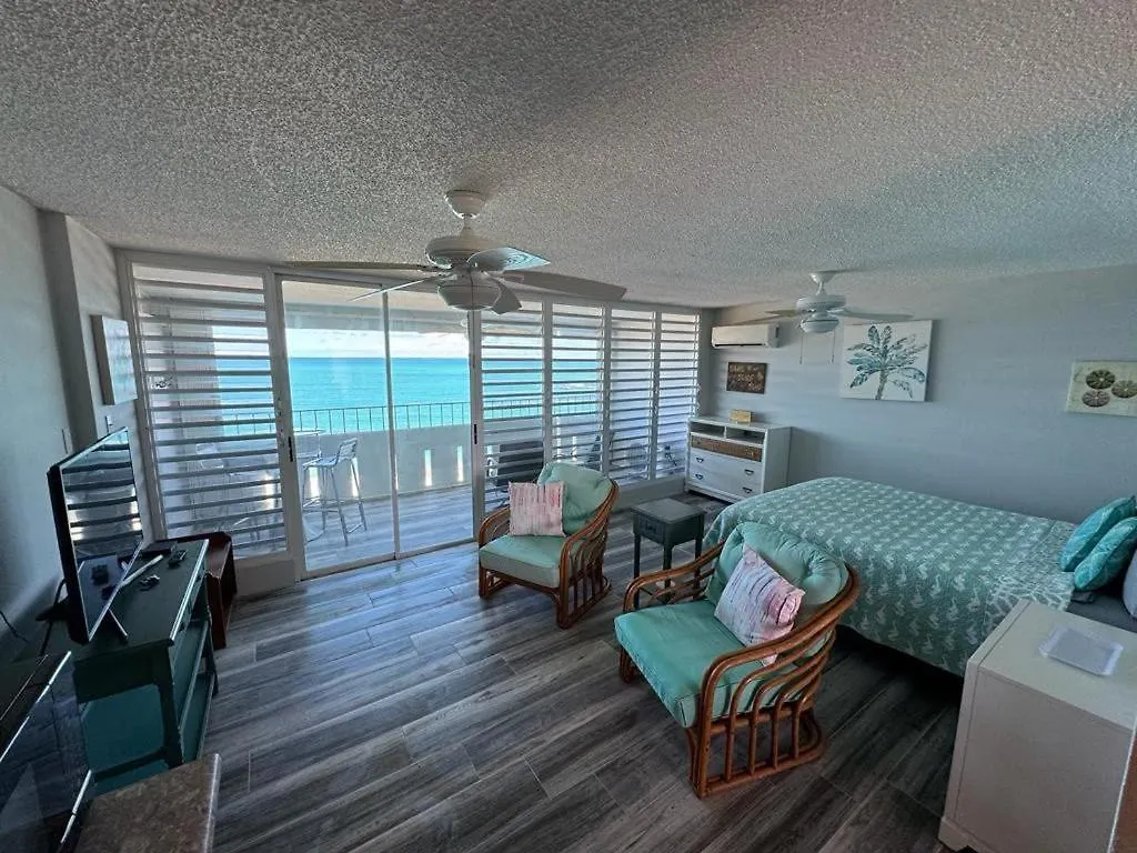 Apartment Condo Studio, Playa Azul 1005-1 Luquillo