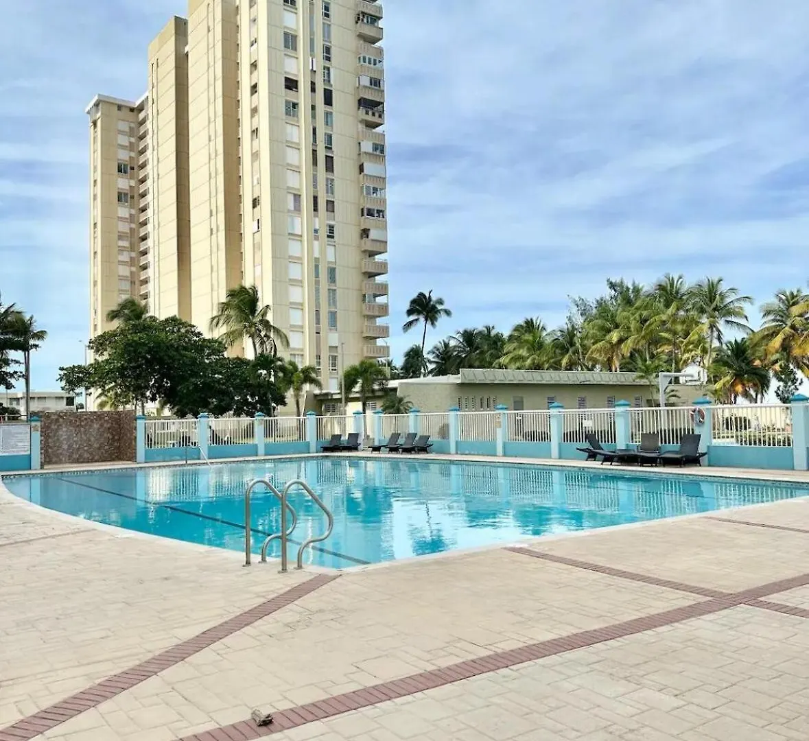 Condo Studio, Playa Azul 1005-1 Luquillo Puerto Rico